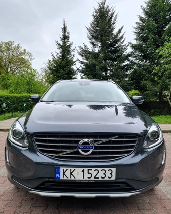 Volvo XC 60 cena 103900 przebieg: 132000, rok produkcji 2017 z Kraków małe 172